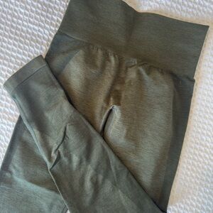 NVGTN Olive High-Waisted Leggings